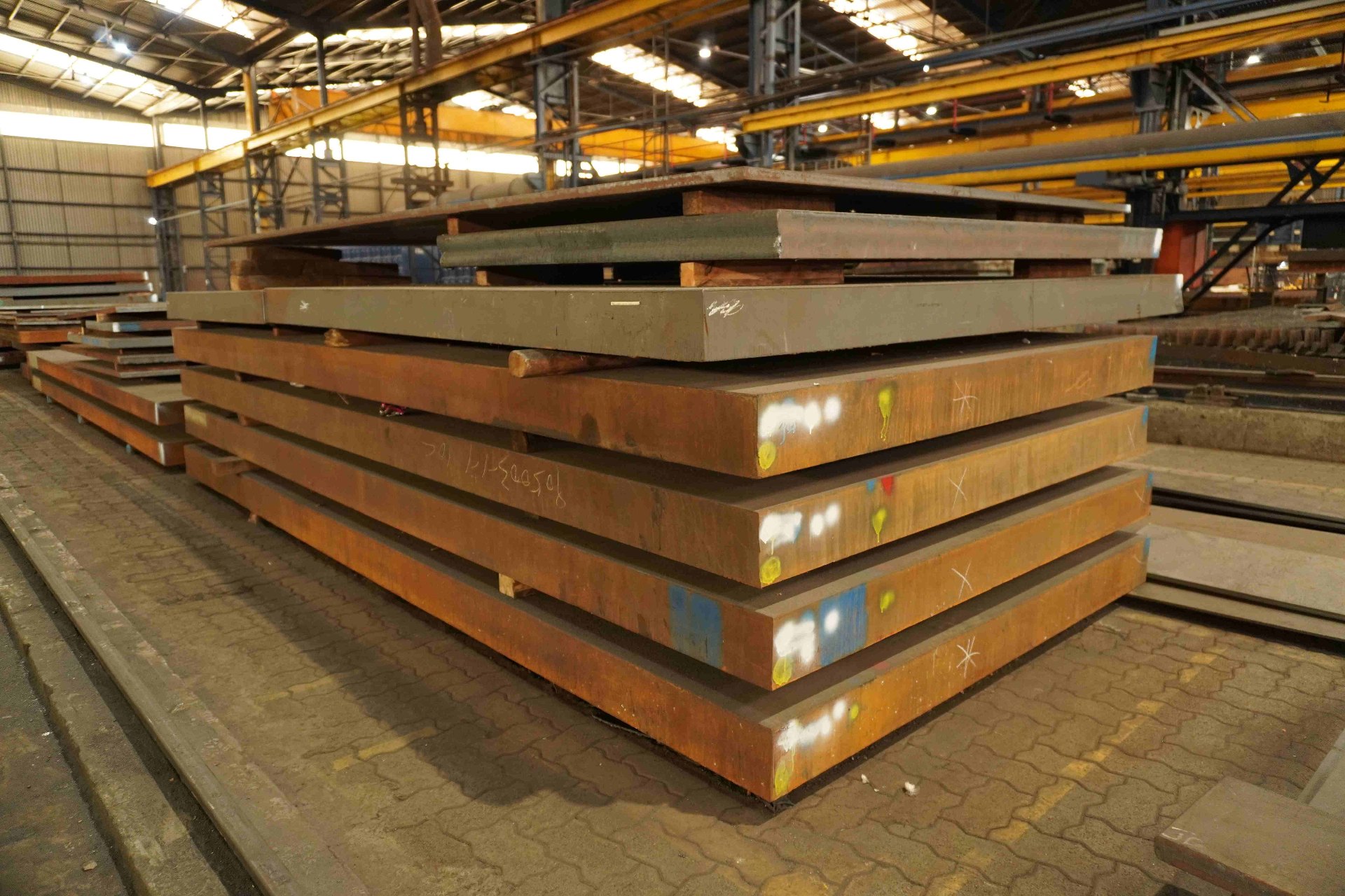 Heavy thick steel plate inventory at SPS