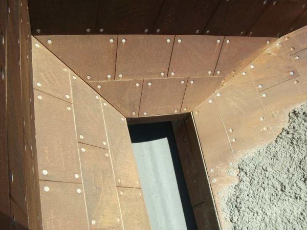 Large liner plates & kits